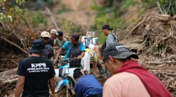 Kisah Pemuda Serule Berjuang Menyelamatkan Kelaparan Warga Desa