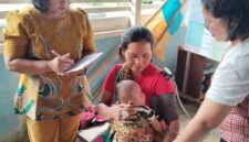 Proses posyandu di daerah terpencil/ist