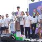 Gubernur Lampung, Ketua DPRD, Ketua Umum BPP HIPMI, Ketua TP-PKK Lampung, dan Ketua Umum BPD HIPMI Lampung, Gilang Ramadhan ketika memberikan hadiah pada para juara Marathon 2026.